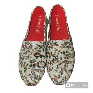 TOMS Mint holly jolly print